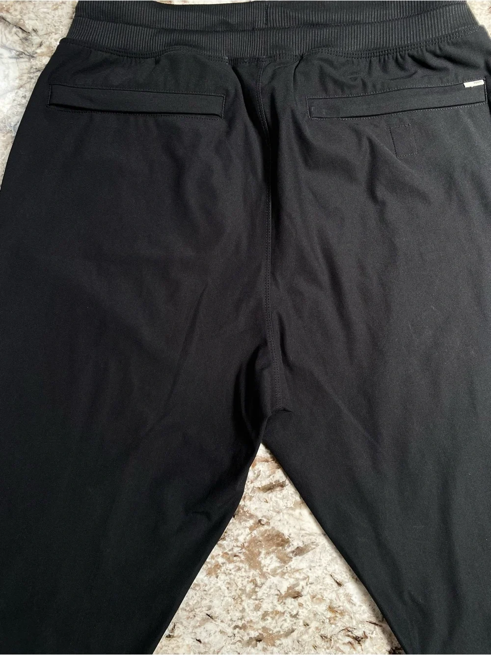 Vuori Men's Black Meta Joggers